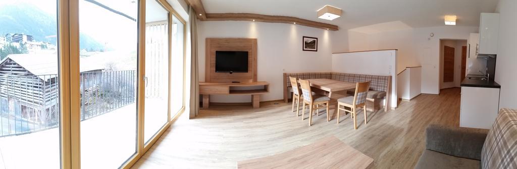 Apart Viva イシュグル 部屋 写真
